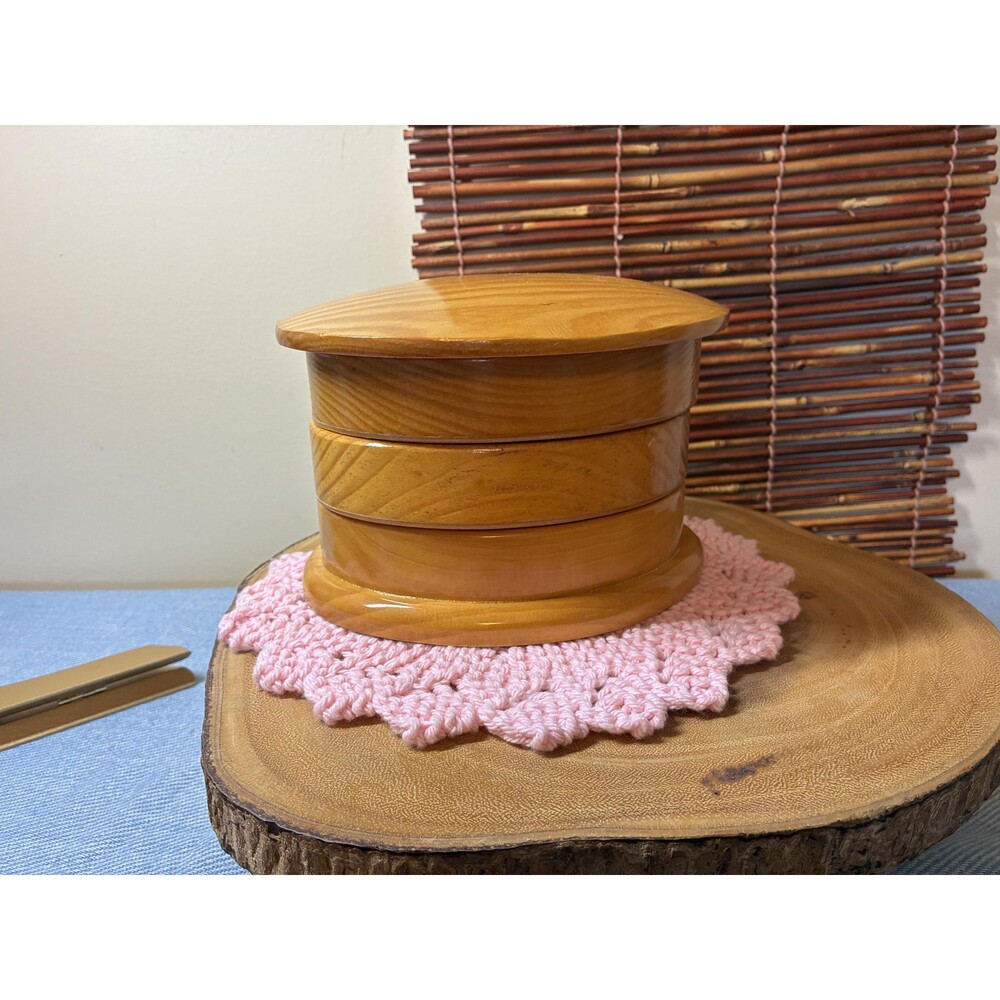 Vintage 1980s Crown Court 3 Tier Swivel Wooden Jewelry Oak Finish Original Box